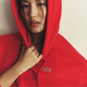 NWT Alo Bright Red Accolade Hoodie
